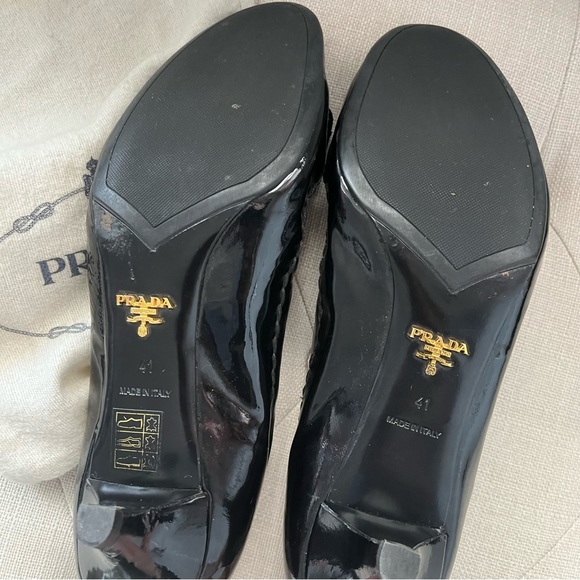 Prada Patent Leather Kitten Heels Size 41 / 10.5 Made in Italy Pre Loved. - Picture 3 of 7